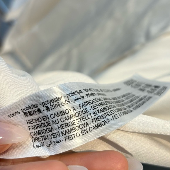 NWT Zara satin blouse button down top Size M - Picture 4 of 4